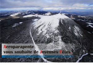 Vue aerienne puy de dome neige parapente