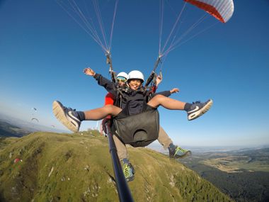 Vol enfant en parapente