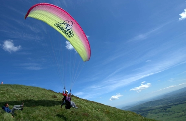 Décollage au sommet du Puy de Dôme